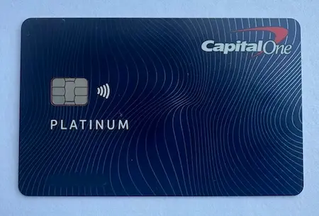 Capital One ITIN申请获批的白金押金信用卡实体卡正面实拍 Capital One ITIN申请获批的白金押金信用卡实体卡正面实拍
