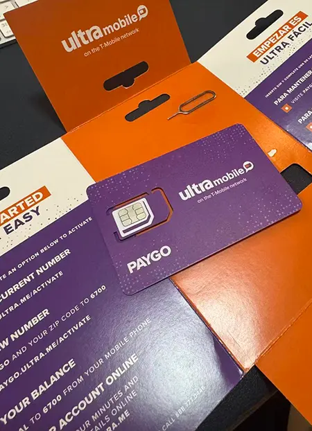 ITIN开户配套Ultra Mobile PayGo电话卡拆开包装卡片实拍 拆封后的Ultra Mobile PayGo三合一预付SIM卡全套实物,美国本土手机号卡拆包展示